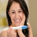 těhotenský test